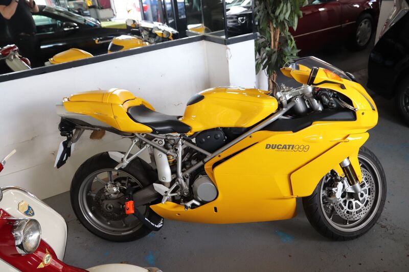 DUCATI 999 IALIO FLY 2004